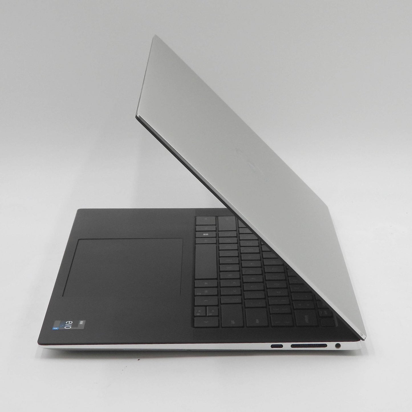 Dell XPS 15 9530 i7-13700H 5.0GHz 32GB 1TB SSD (Win. 11 Pro)
