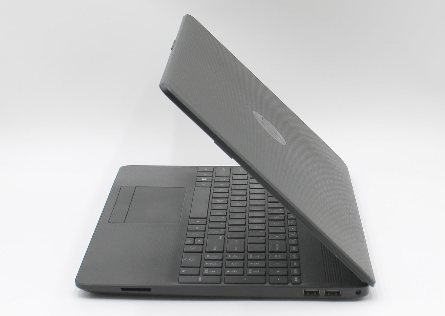 HP 15-dw300 i7-1165G7 2.80GHz 16GB 1TB SSD (Win. 11 Pro)