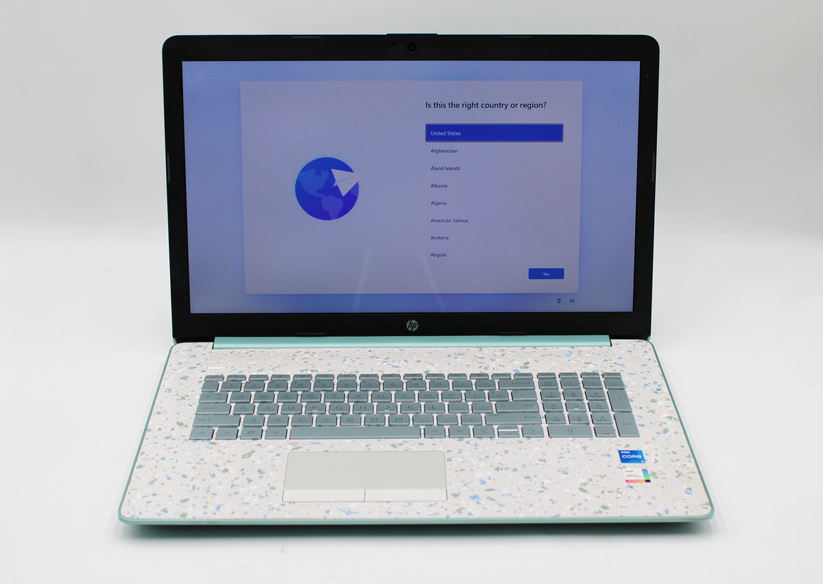 Refurbished HP 17-by4003ds i5-1135G7 2.40GHz 16GB 500GB SSD (Win. 11 Home)